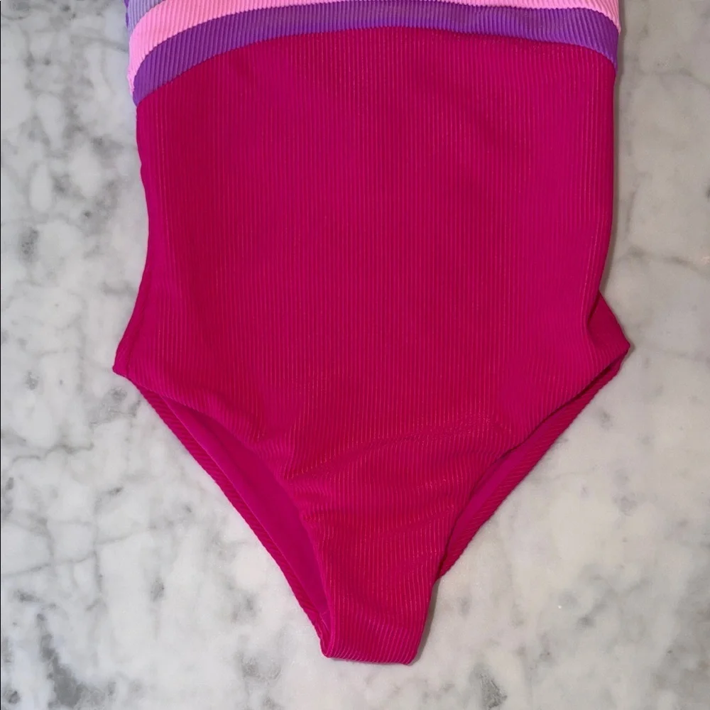 Beach Riot Little Jessa One Piece Raspberry Colorblock 3/4Y
